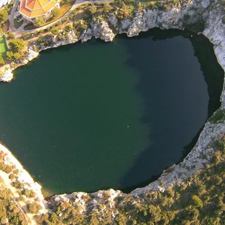 A3 Cozy Apt W Big Garden 2 Balconies & Grill * Rogoznica (Sibenik-Knin)