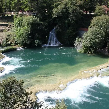 A3 Cozy Apt W Big Garden 2 Balconies & Grill * Rogoznica (Sibenik-Knin)